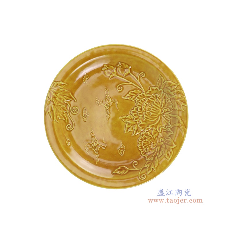 霽黃釉雕刻牡丹盤頂部圖